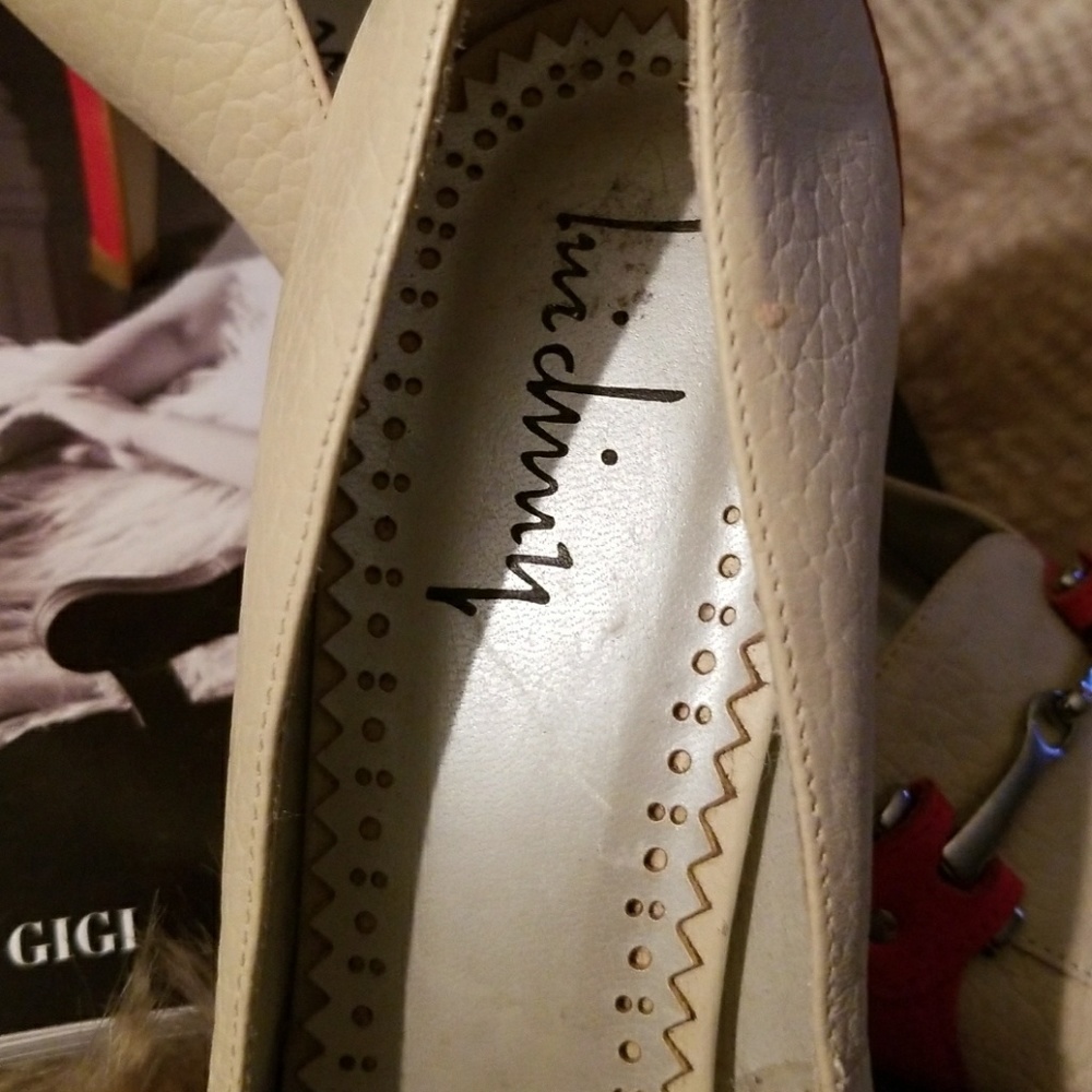 Shoes - Picture 3 of 7
